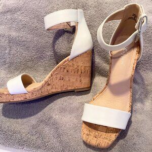 Xappeal white NEW wedge Shoes ankle STRAP Buckle Heels Ladies SANDALS